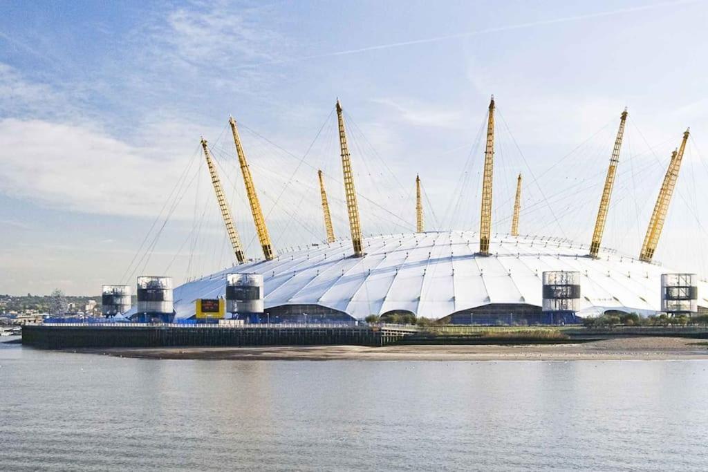 2 Bedroom Apartment Near Station London Exterior foto